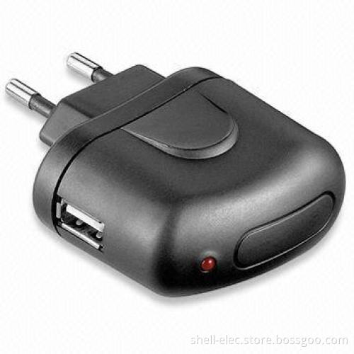 Universal USB Travel Adapter for Mobile Phones, with 1,000mA Output Current and 5V Output Voltage